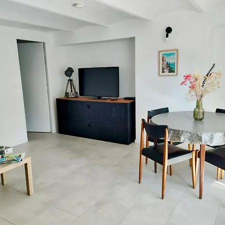 Appartement 2 Pieces Avec Place De Parking Exterieur A Beaulieu-Sur-Mer Apartamento