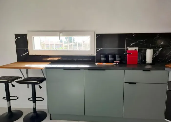 Appartement 2 Pieces Avec Place De Parking Exterieur A Beaulieu-Sur-Mer شقة